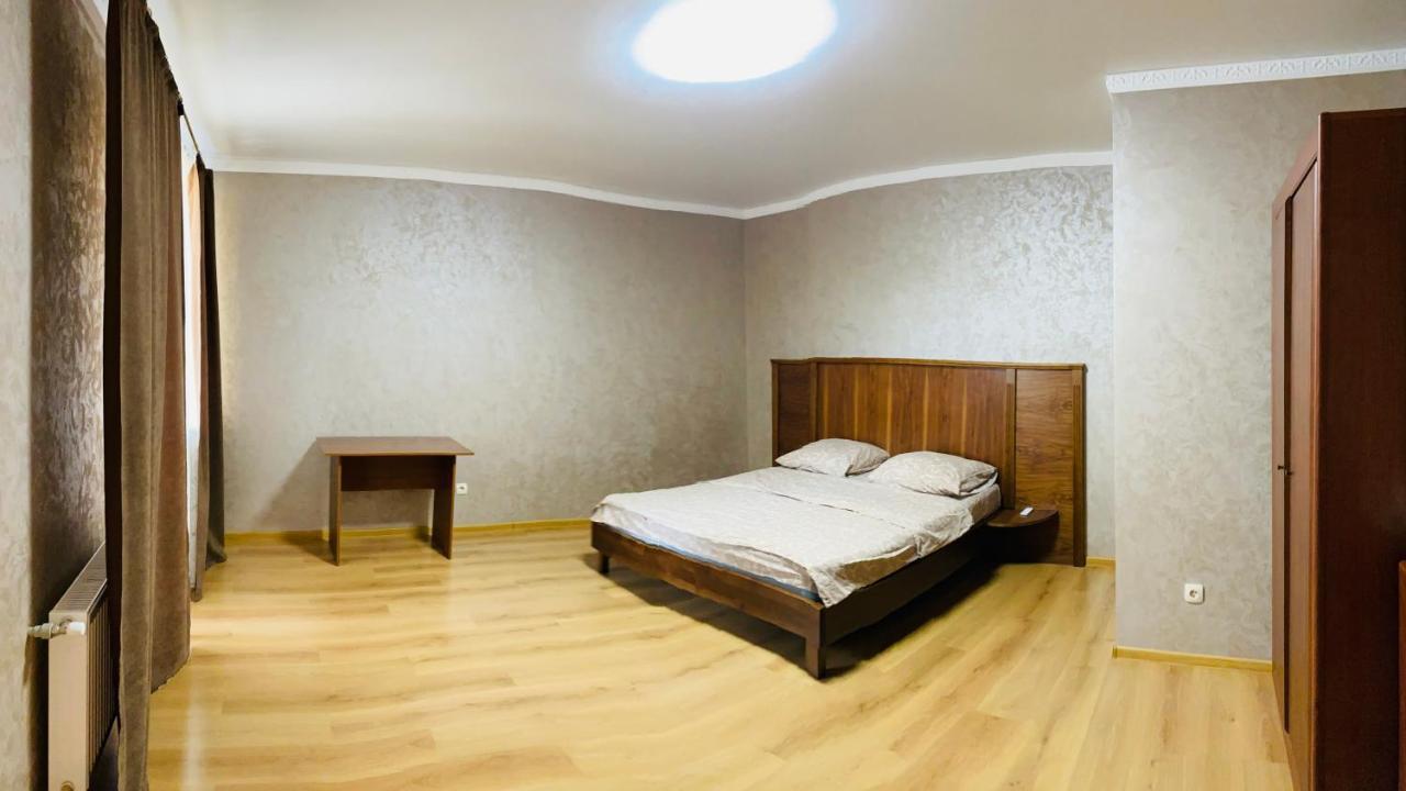 Ogienka 2B, Center Lutsk Apartment Exterior photo
